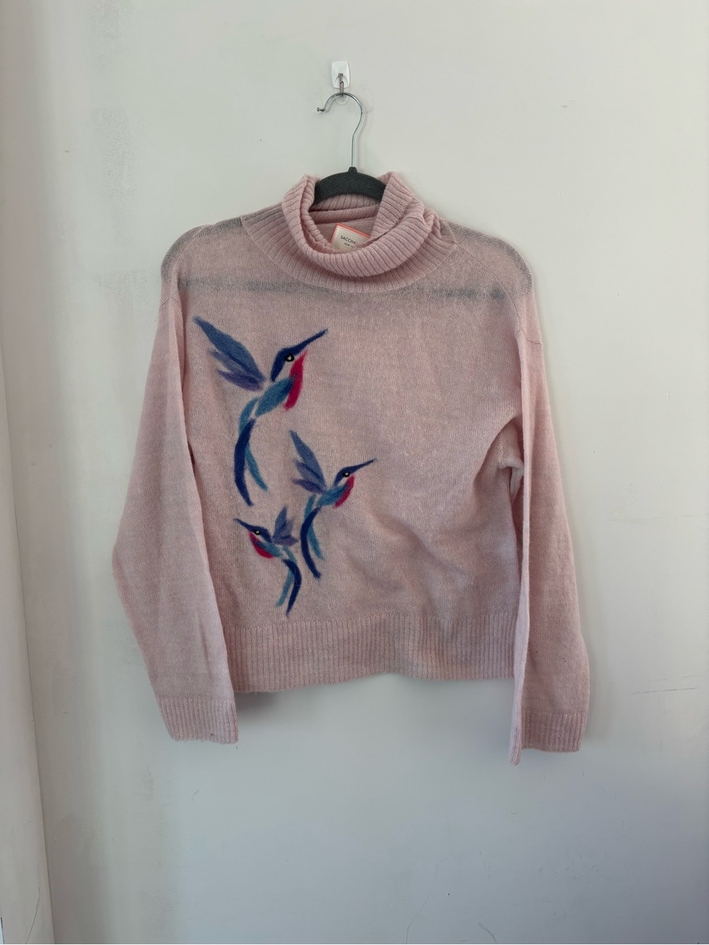 York XS/S Light Pink Wool Blend Turtleneck Sweater with Blue Hummingbird Motif